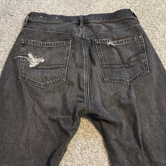 Women’s American Eagle boyfriend jean - Picture 7 of 7